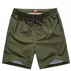 Bermuda Masculina Verde Exercito Limpa Sem Detalhes