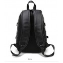 Mochila Estilo Rock Star Preta Masculina Couro Liso Escolar ou Casual