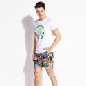 Short Xadrez Desenho em Quadrinhos Casual Estampado Estilo Jovem