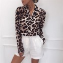 Blusa Feminina Manga Longa Estampada Leopardo Onça Pintada