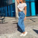 Calça Jeans StreetWear Feminina com Bolsos Grandes