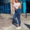 Calça Jeans StreetWear Feminina com Bolsos Grandes