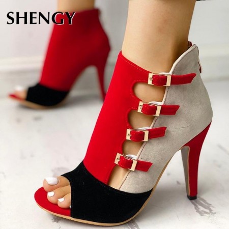 High Heel Shoe with Golden Buckle Elegant Office