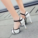 Sapato Feminino Europeu Branco Elegante Clássico de Madame