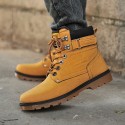 Bota Masculina Esporte Couro Resistente com Solado de Plataforma