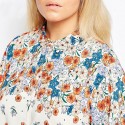 Camisa de Botões Casual Feminina Floral Plus Size Branca Colorida