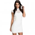 Vestido Slim Fit Branco Curto em Renda Estilo Noiva