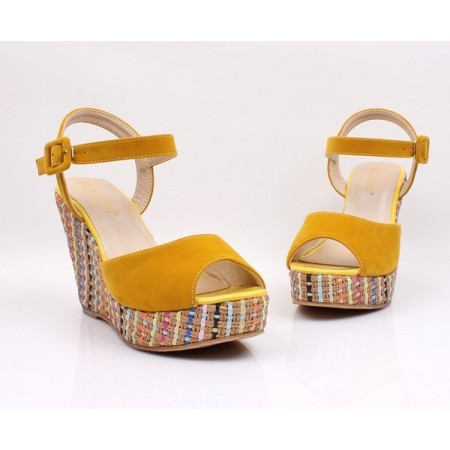 Women's High Heel Sandal With Colorful Platform Decorated Open